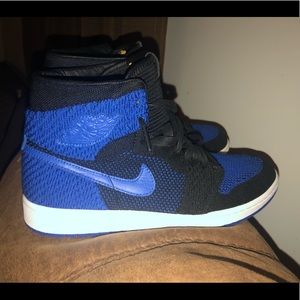 flyknit royal 1 size 10 BRAND NEW